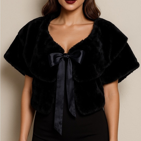 Elegant Black Faux Mink Fur Shrug Bolero by Park & Main Short Coat Size Medium M - Picture 11 of 11